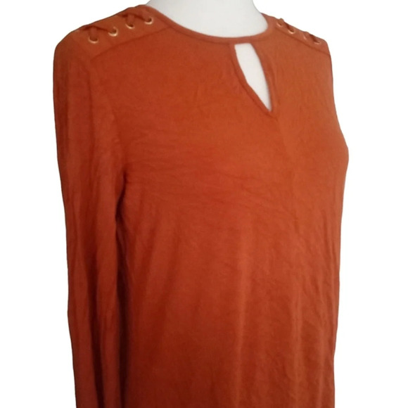 Chico's Lace Detail Shoulder Long Sleeve Burnt Orange Blouse Tunic Length Size 0 - Picture 4 of 7